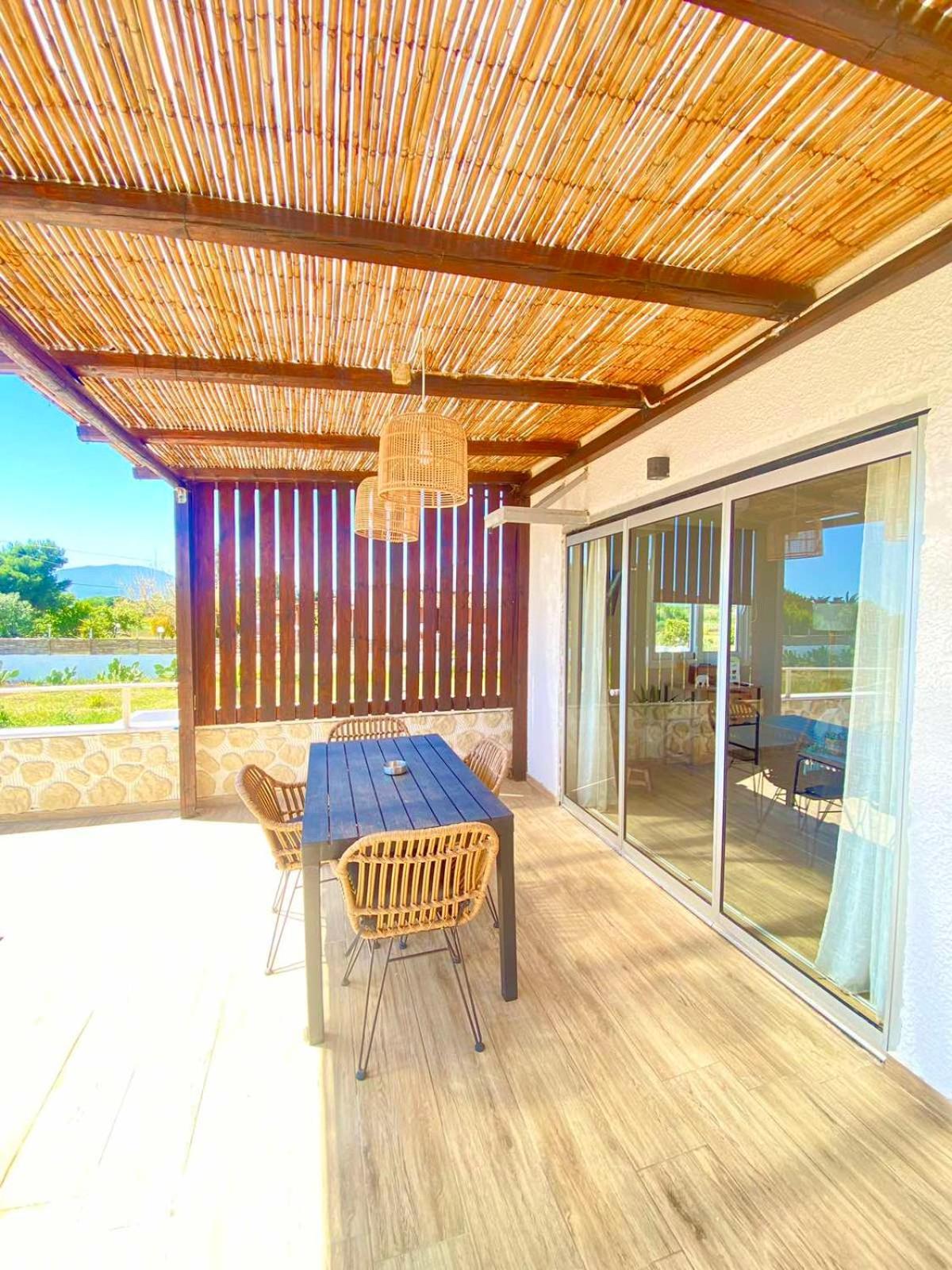 Boho Natural Beachfront Detached House Analipsis  Exteriör bild